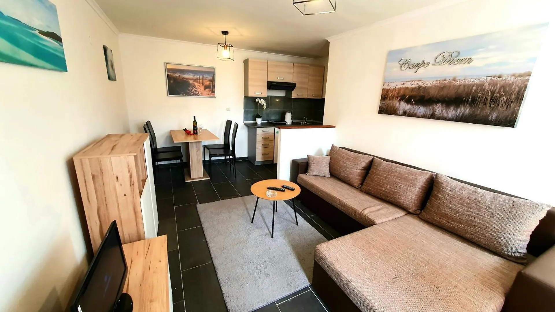 Holiday Home & Apartments Primavera Pula Kroatien