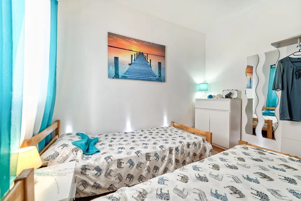 Holiday Home & Apartments Primavera Pula